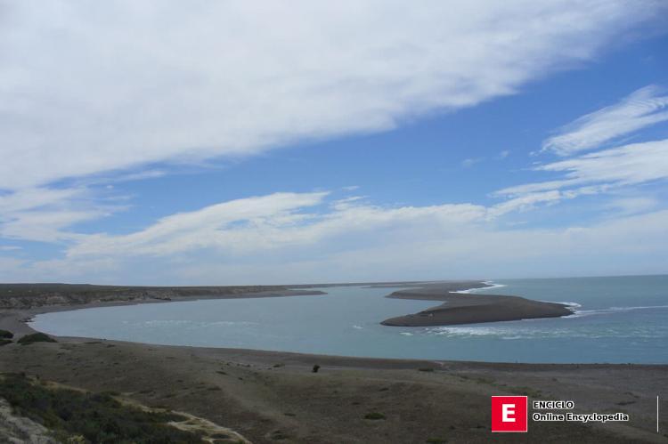 Caleta Valdés - entrada de Península Valdés en la provincia de Chubut, Argentina