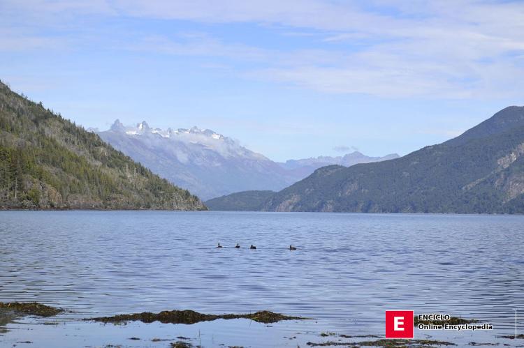 Reserva de la Biosfera Andino Norpatagónica: Parque Nacional Lago Puelo, Argentina