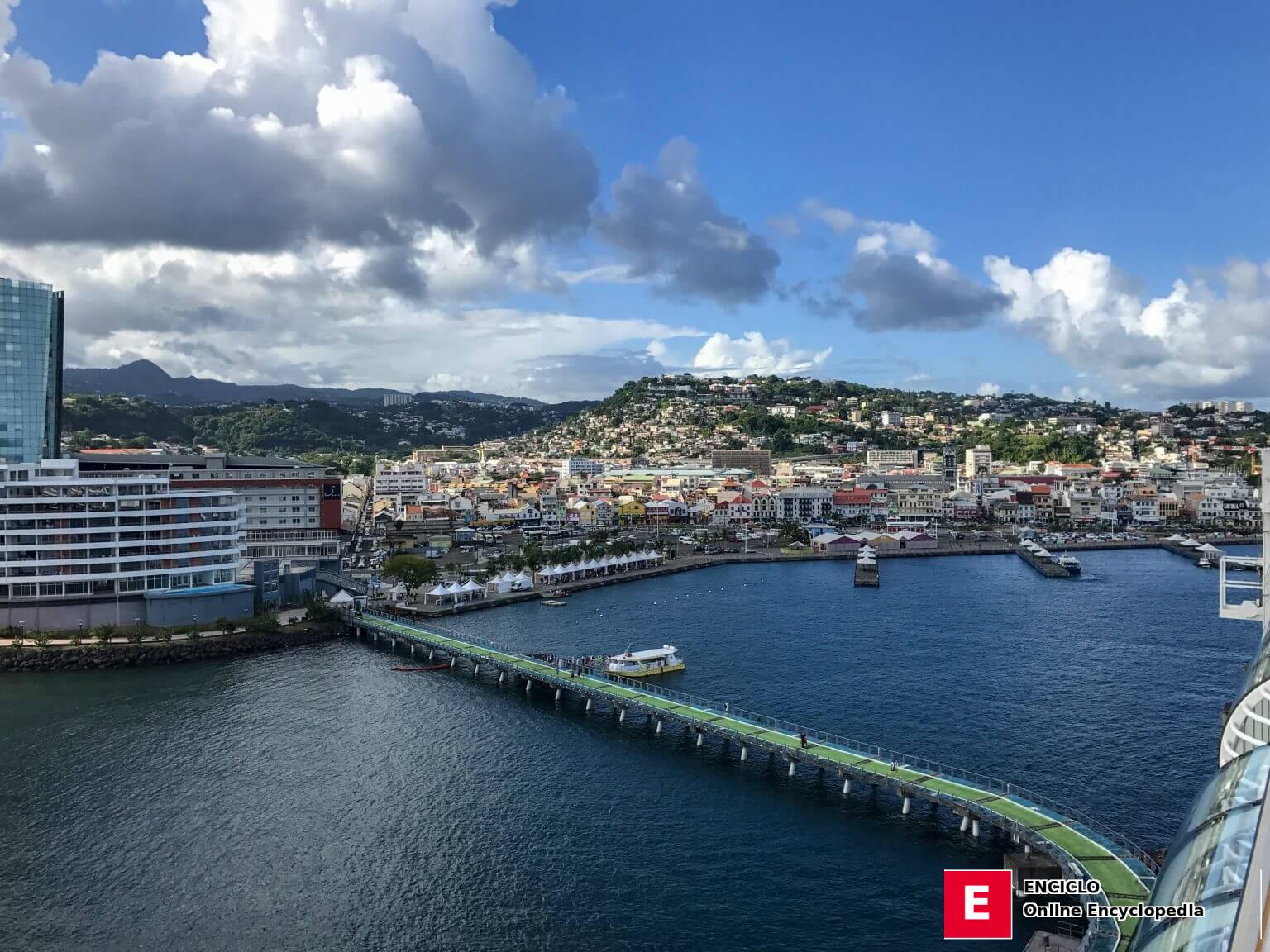 Puerto de cruceros Fort de France en Martinica