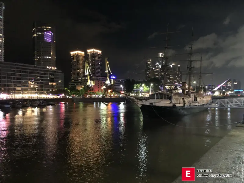 Buenos_Aires_Harbor_argentina